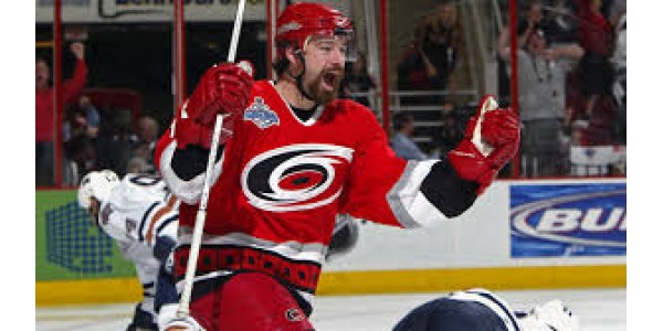 Williams forlader NHL i et stykke tid